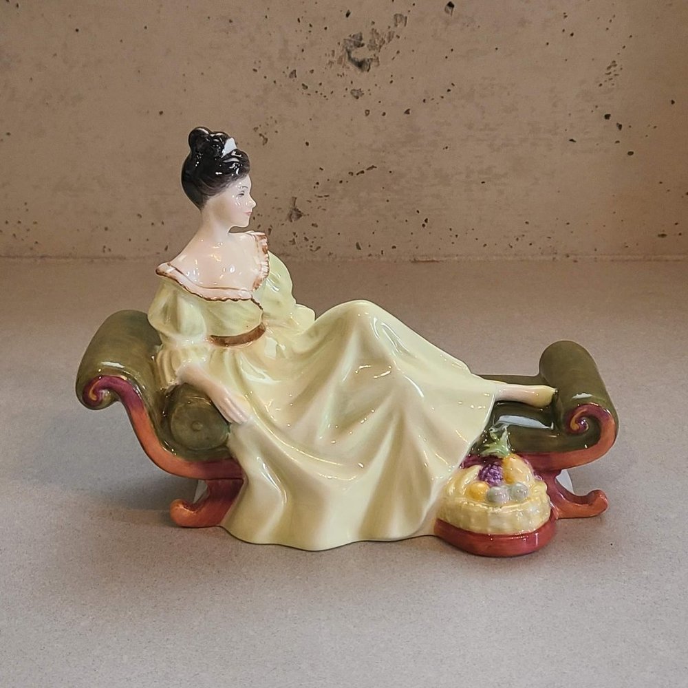 Royal Doulton Porcelain Figurine ~ “At Ease” ~ HN 2473